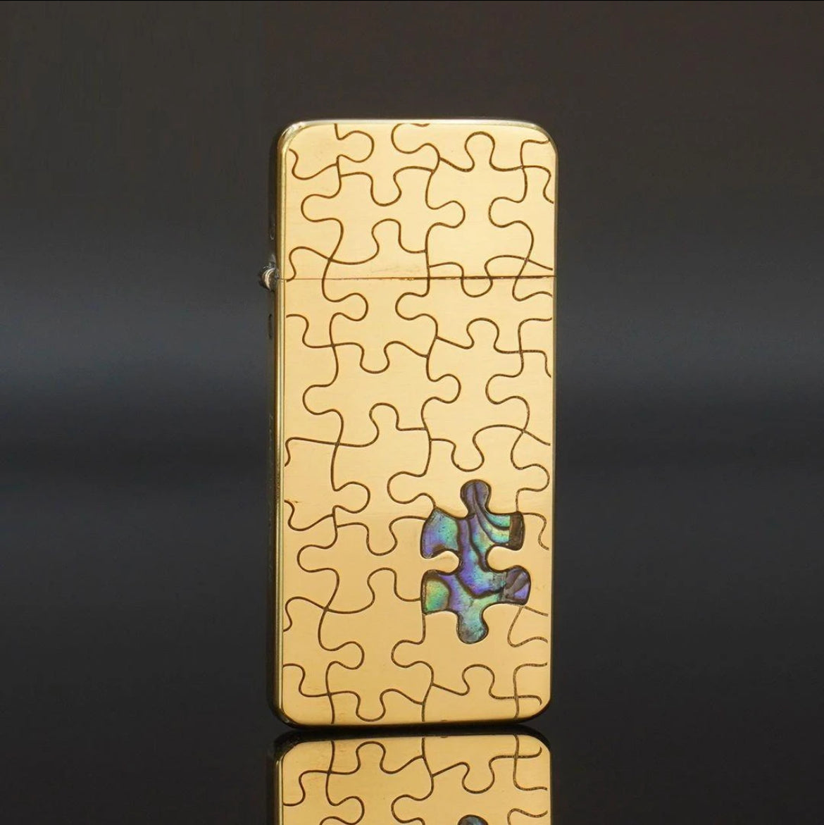 Ultra-thin puzzle shell